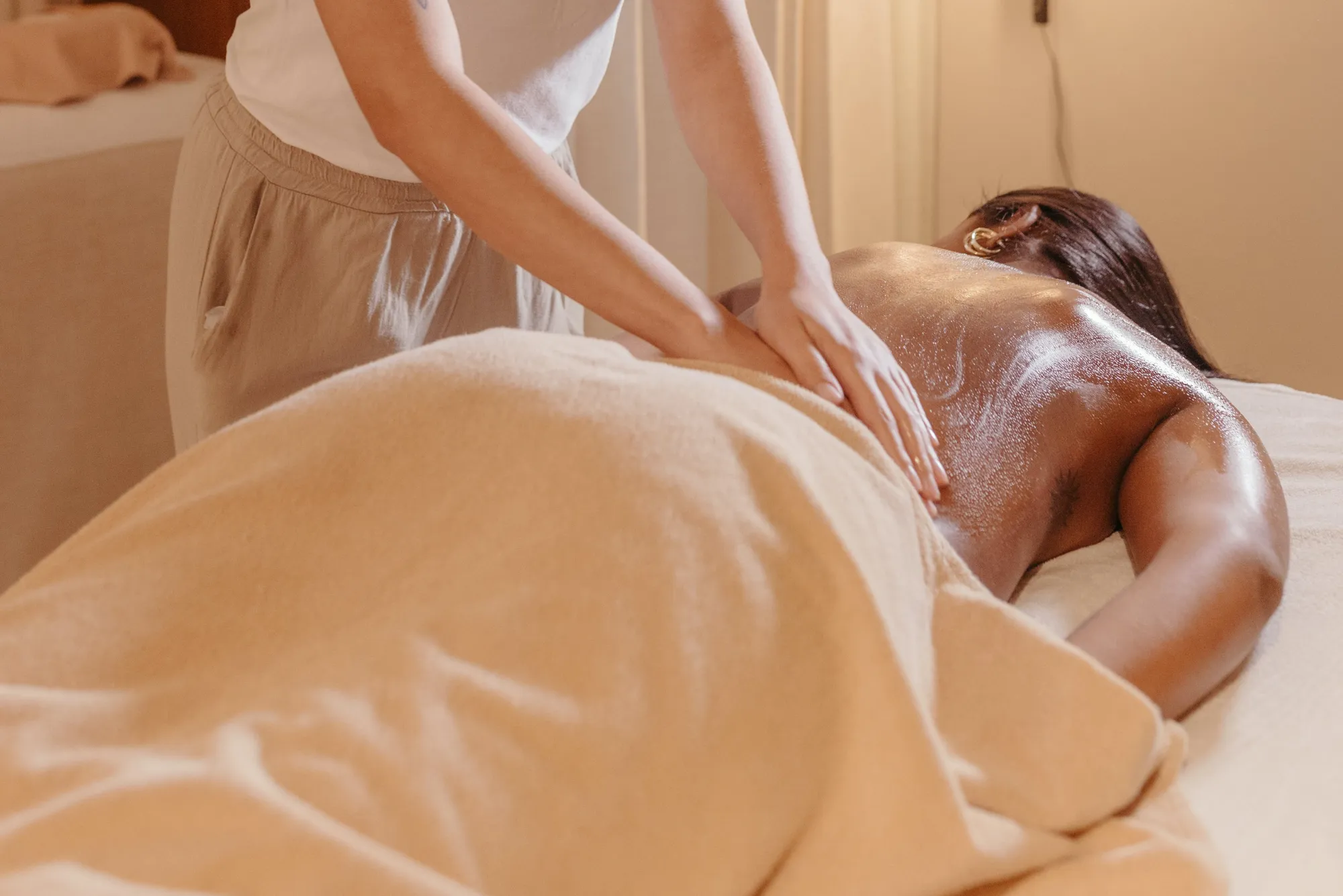 How Much Does Home Massage in Dubai Cost