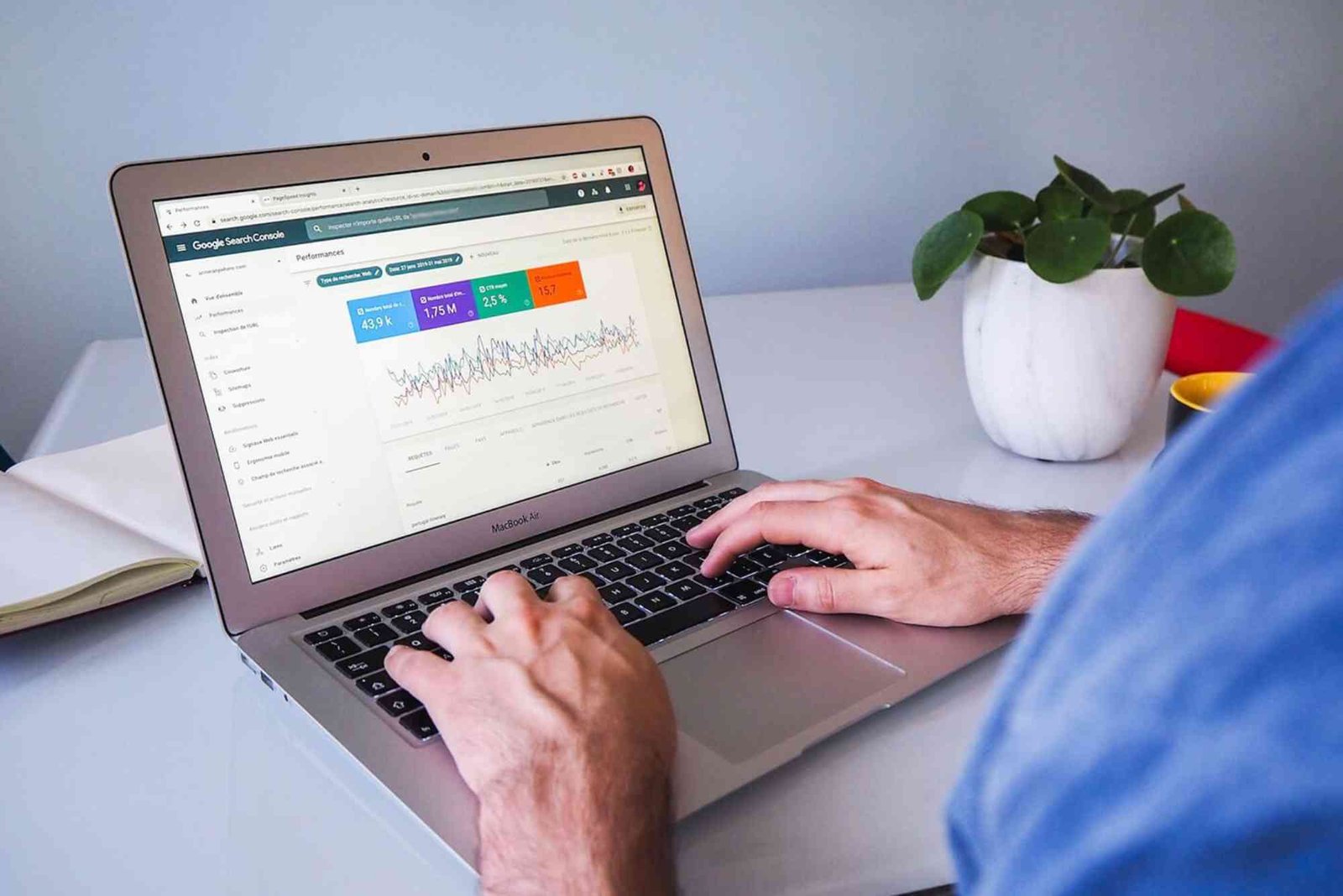 Best SEO Tools for Freelancers to Find Low-competition Keywords in 2026